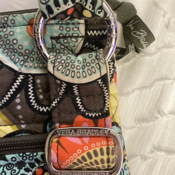 Vera Bradly Flower Power hipster - Picture 6 of 8